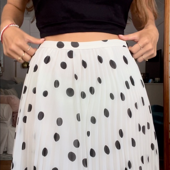 Black And White Polka Dot Maxi Skirt - Picture 13 of 15